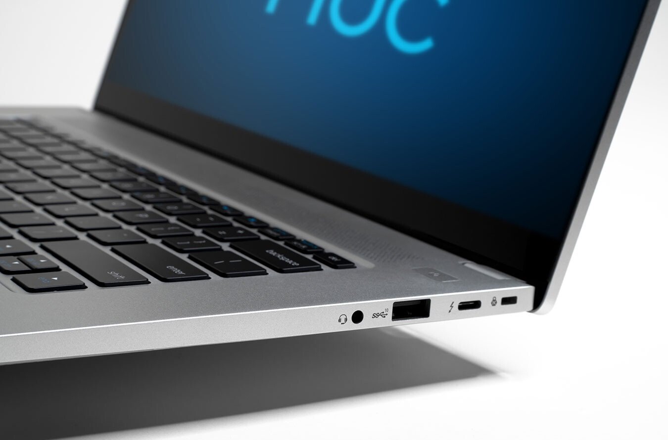 intel-nuc-15-laptop